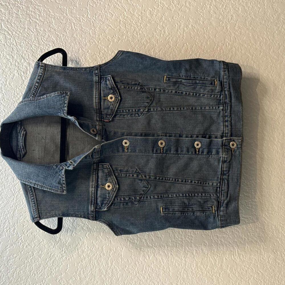 Women’s Y2K Levi’s Denim Stretch Vest Size Medium
